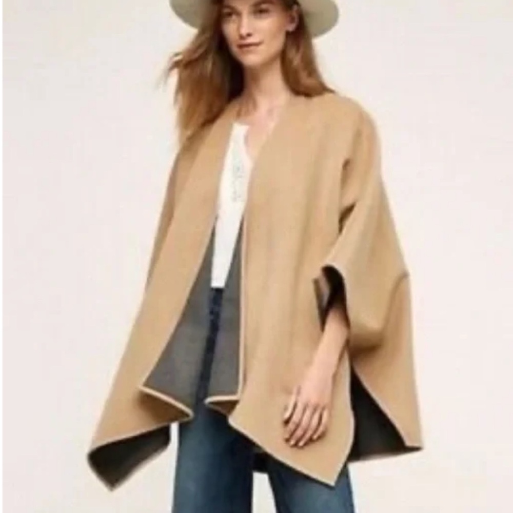 Cartonnier by Anthropologie Camel Cape Size M/L